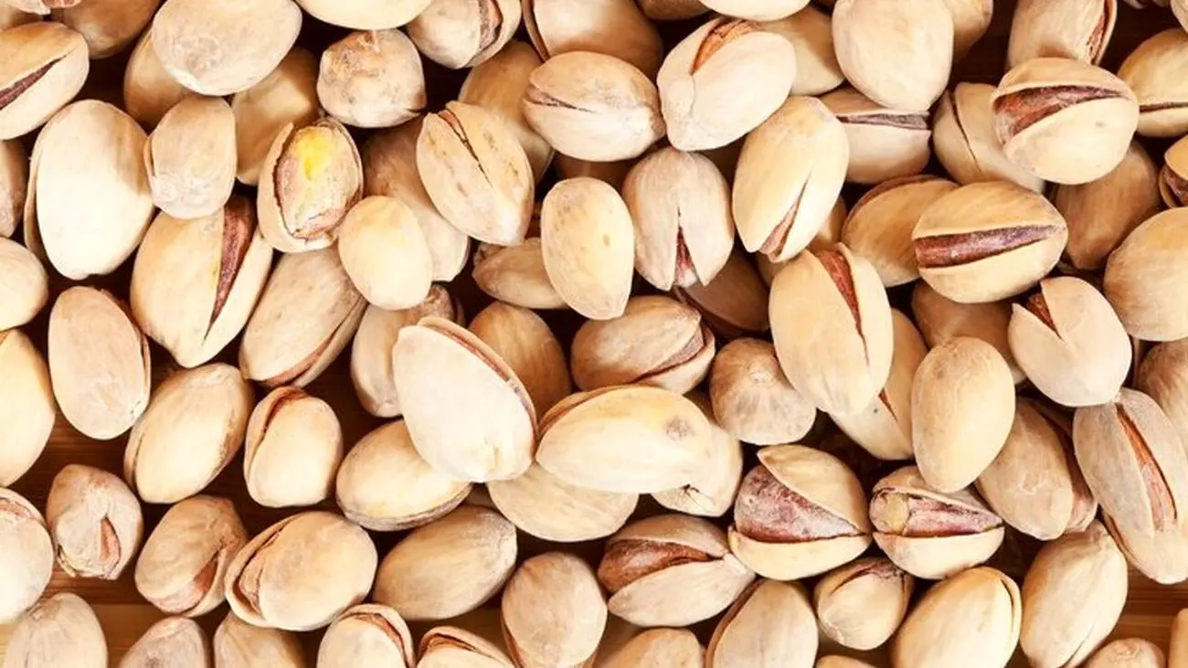 قیمت آجیل و خشکبار در بازار شب عید / پسته از یک میلیون گذشت!