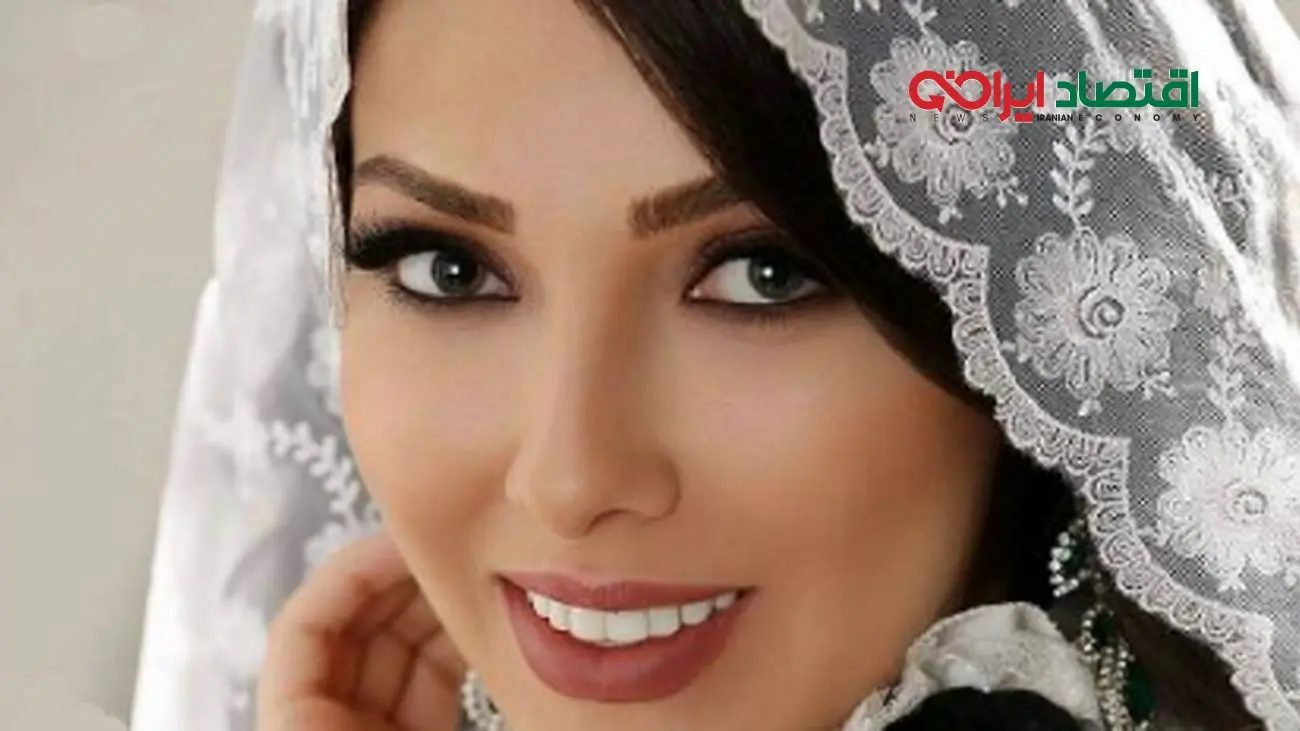 تصاویر جدید از مراسم عقد خواهر لیلا اوتادی؛ کیک چمدانی و سفره عقد ساده
