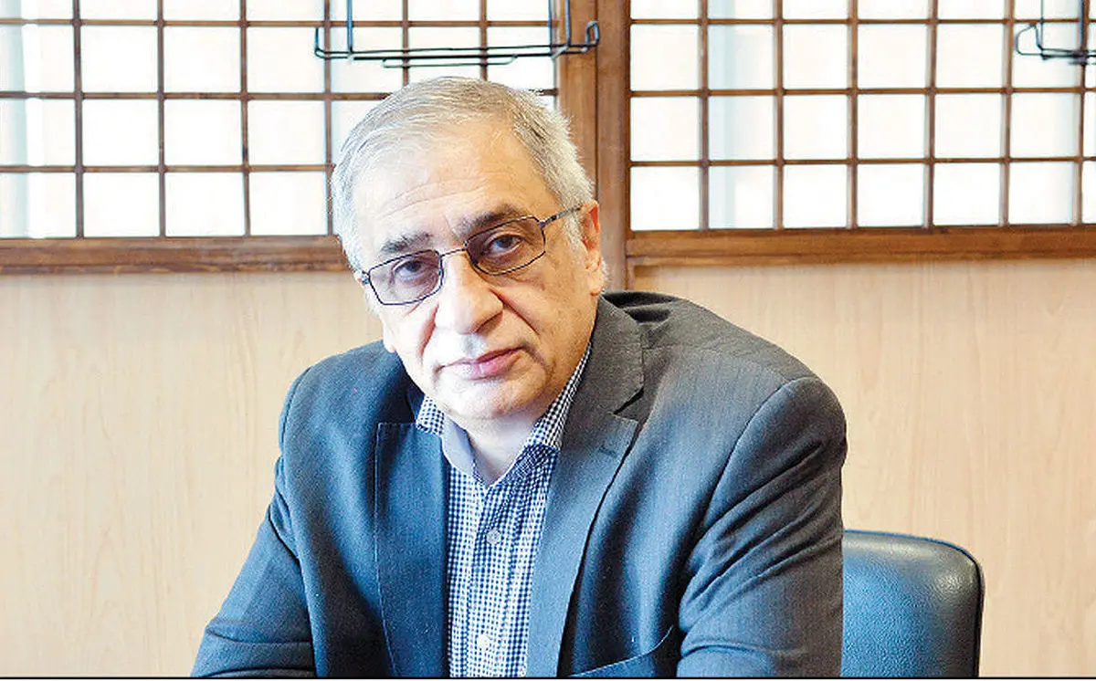 رئیسکل اسبق بانک مرکزی: فرزین از کسی نترسد و کار درست را انجام دهد