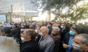 بازنشستگان را غم نان به خیابان کشاند / اعتراض این چند ماه بازنشستگان چه علتی داشت؟!