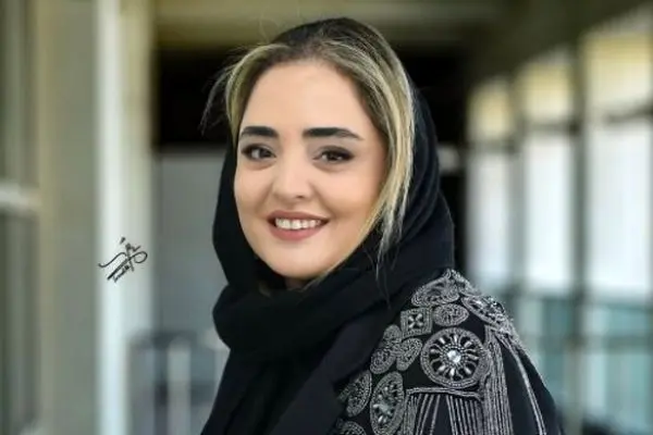 عکس دیده‌نشده نرگس محمدی و خانواده‌اش در جشنواره فجر / یکی از یکی زیباتر !