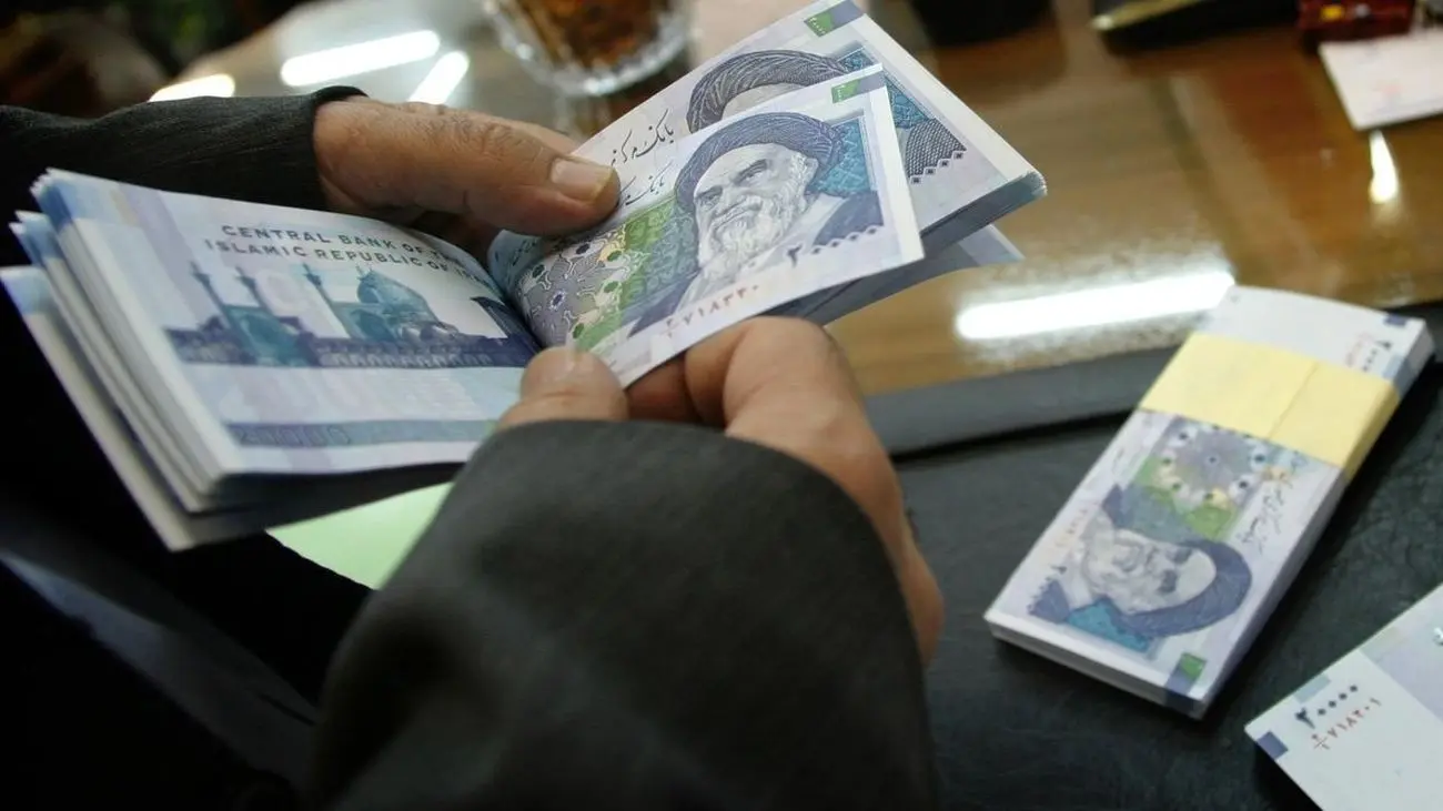 خبر جدید دولت برای افزایش حقوق کارمندان در سال 1403