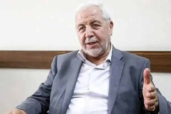 کنایه تند و تیز به میرسلیم/ برخی از آقایان فرزندانشان گول منافقین را خوردند/ حالا چگونه صرف تولد فرزند در کشور دیگر ظریف نباید سِمَت داشته باشد؟!