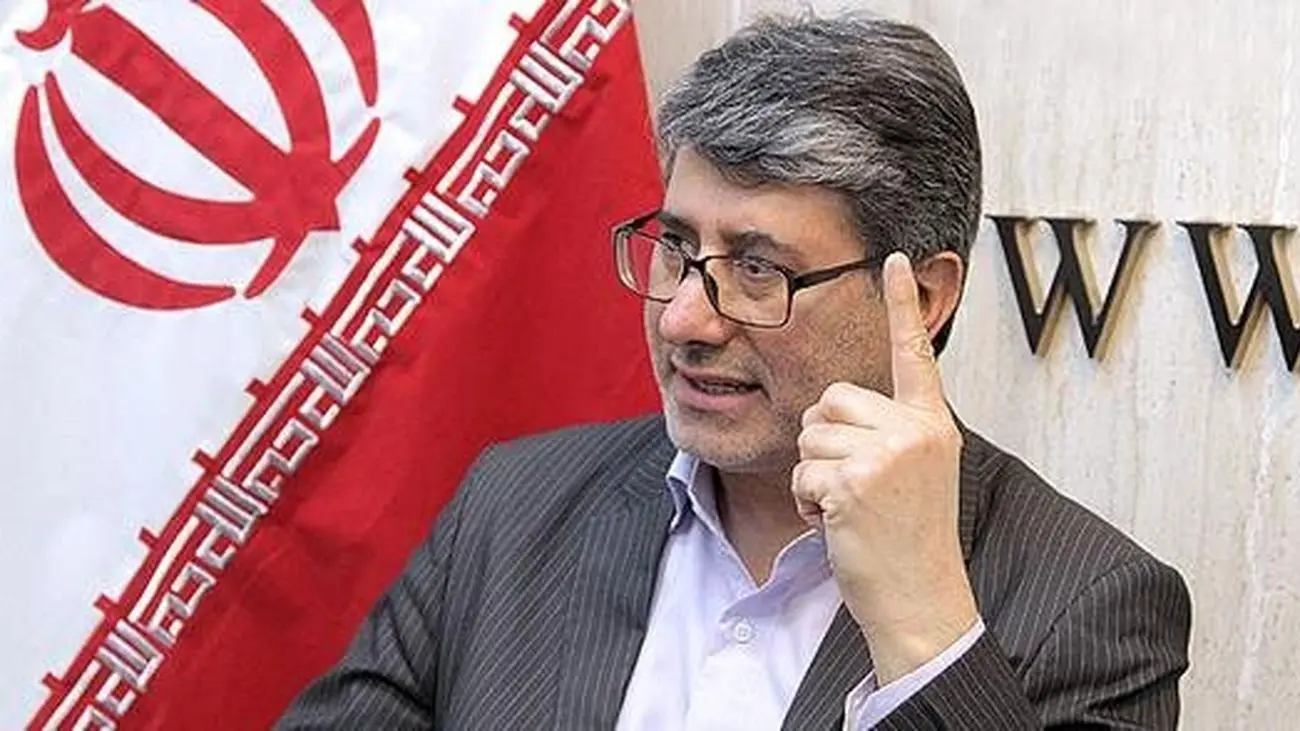 نماینده مجلس: روی کاغذ همه چیز خوب است ؛ برای همدیگر هم کف می زنیم اما واقعیت زندگی مردم چیز دیگری است