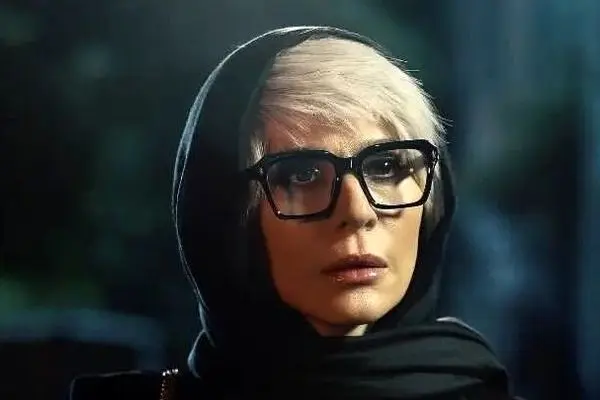 تصاویری خاص از پشت صحنه‌ی سریال "داریوش" با حضور سحر دولتشاهی و مهرداد صدیقیان