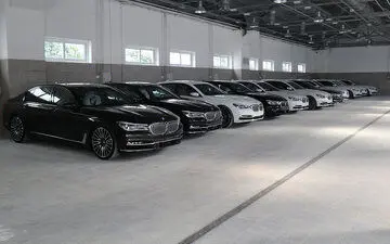 جدول قیمت خودروهای نجومی در بازار ایران / قیمت این خودرو بیش از 23 میلیارد است !