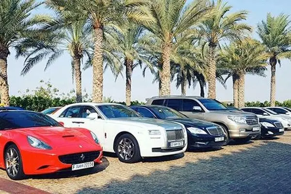 اختلاف عجیب و باورنکردنی قیمت خودرو در ایران و دوبی