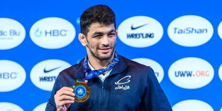 انتشار عکس عروسی حسن یزدانی با این دختر مثل بمب ترکید !