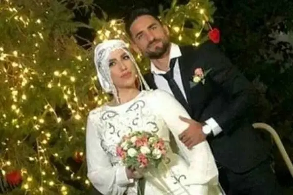 عکس های خیره کننده از همسران جذاب و زیبای بازیکنان استقلال و پرسپولیس / کدام جذابترند ؟!
