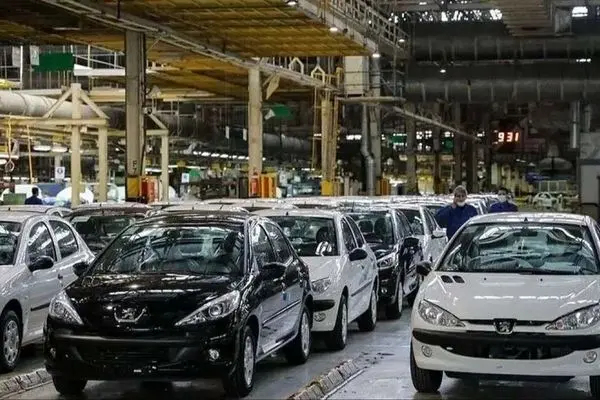 قیمت خودرو امروز 11 آبان 1404 / بازار خودرو عجیب شد + جدول