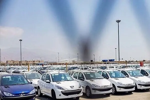 قیمت خودرو در بازار امروز ۲۸ تیر ۱۴۰۴؛ اختلاف نرخ کارخانه و بازار ادامه دارد