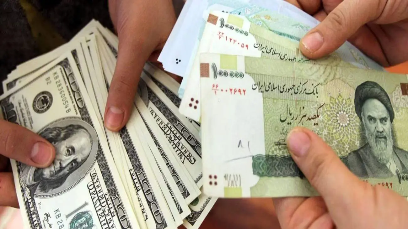 دلار فراوان شد، خریدار نایاب / بازار دلار بهم ریخت