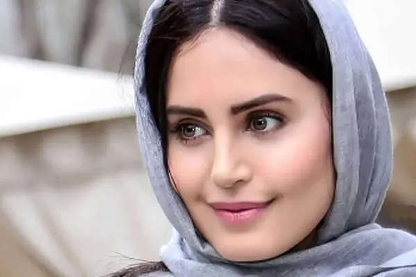 تصویر عاشقانه الناز شاکردوست در کنار برادرش با استایلی رسمی و متفاوت