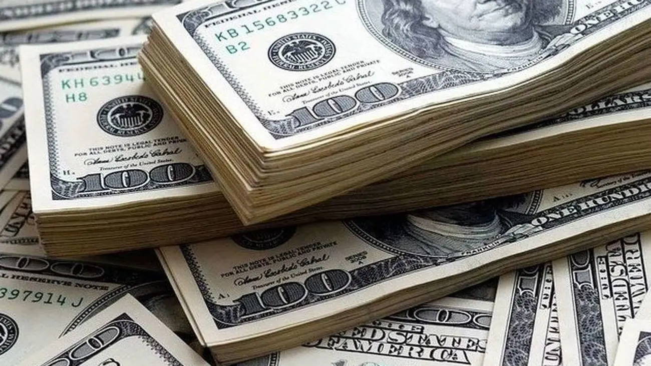 پیشبینی قیمت دلار در سال جدید