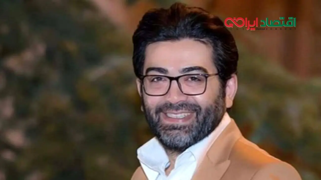 فرزاد حسنی: عشق دوران کودکی ام به امام خمینی و تأثیر عکس ایشان در سکوت من
