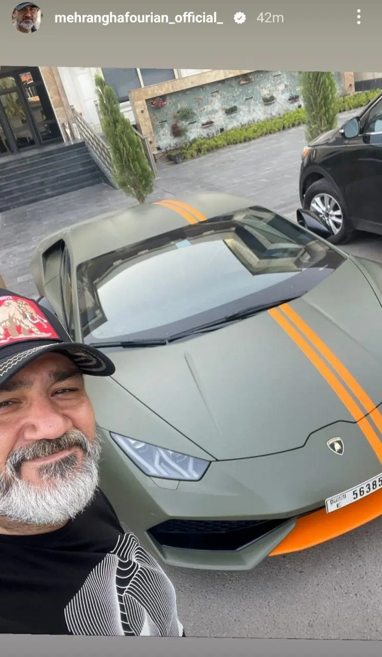 سلفی جدید مهران غفوریان با ماشین خفن و لاکچری‌اش