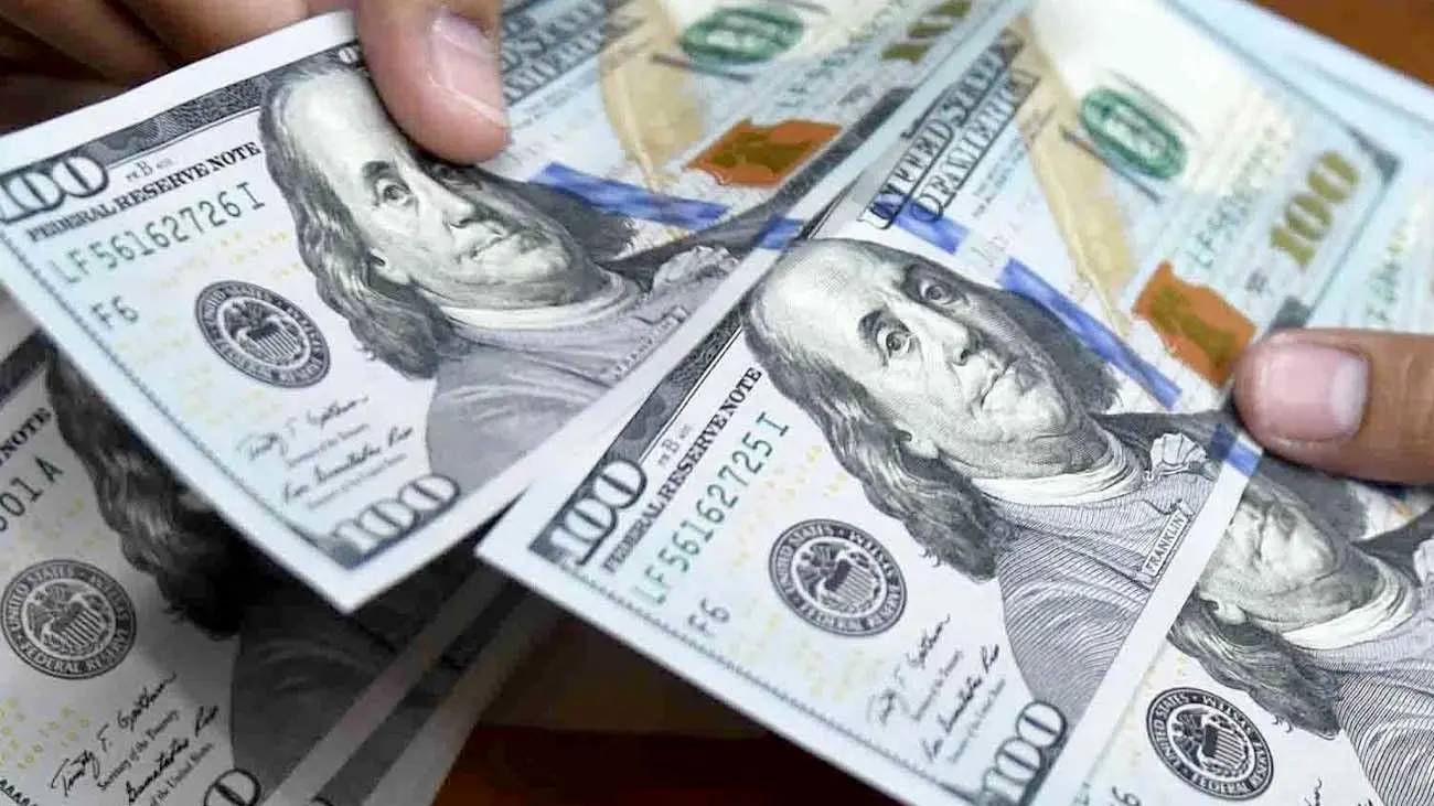 پیشبینی قیمت دلار: نوسان یا ثبات در انتظار بازار؟
