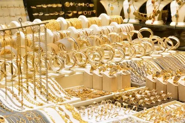 قیمت طلای ۱۸ عیار امروز شنبه ۲۰ مرداد ۱۴۰۳ 