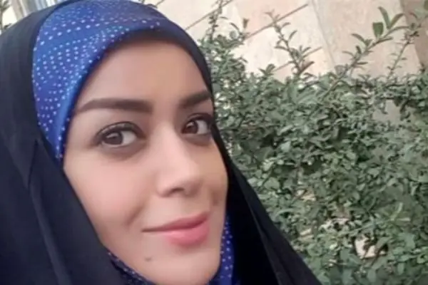 عاشقانه‌های جنجالی الهام چرخنده با شوهر روحانی‌اش در برنامه آفتابگردون!