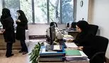 شکاف دستمزد در ایران/ زنان ۱۷ درصد کمتر از مردان حقوق می‌گیرند