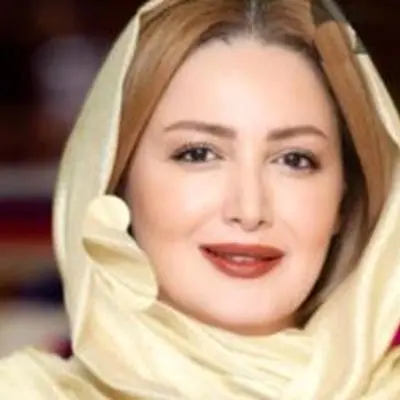 عبای جنجالی شیلا خداداد با 3000 سنگ کریستالی در جشن امضای کتابش لو رفت! + ویدیو