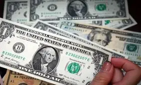 فراز و فرود دلار آمریکا؛ آیا طلا پناهگاه جدید سرمایه‌گذاران خواهد بود؟