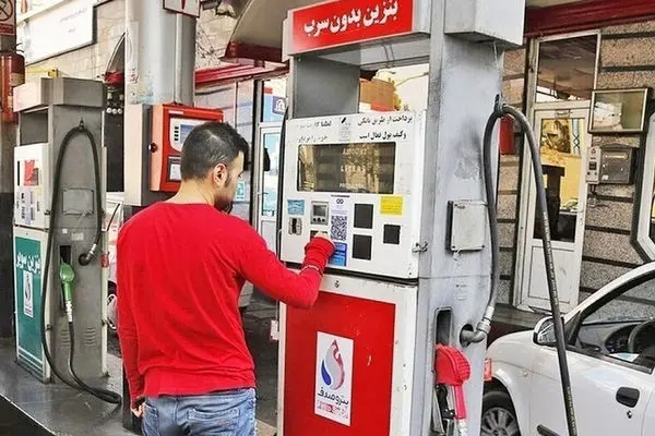 آیا بازنشستگان این کشور بنزین رایگان می گیرند؟

