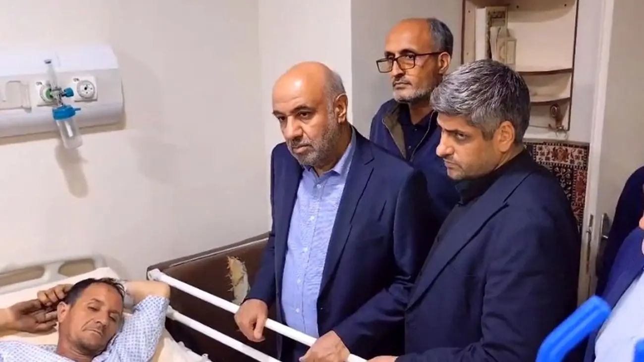 اولین گفتگوبا معدنچی نجات یافته از فاجعه طبس + فیلم عیادت وزیر کار از مصدومان
