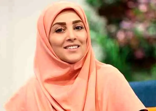 عکس باورنکردنی از مجری صداوسیما خارج از قاب تلویزیون / ژیلا صادقی را می شناسید ؟!