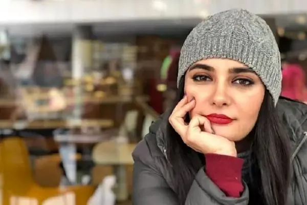  پشت پرده مرگ یکی از سه‌قلوهای لیندا کیانی / خانم بازیگر بالاخره لب باز کرد + فیلم