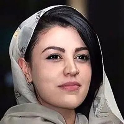 غافلگیری شیدا خلیق از تیپ عجیب مادرش در برنامه زنده! +فیلم