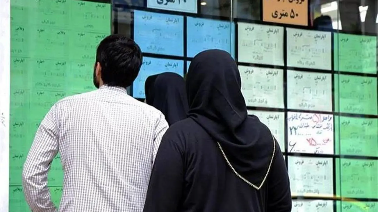 هزاران خانواده اثاثیه منزل خود را انبار کرده و بیخانمان شدهاند / مستاجران به دنبال کانتینر!