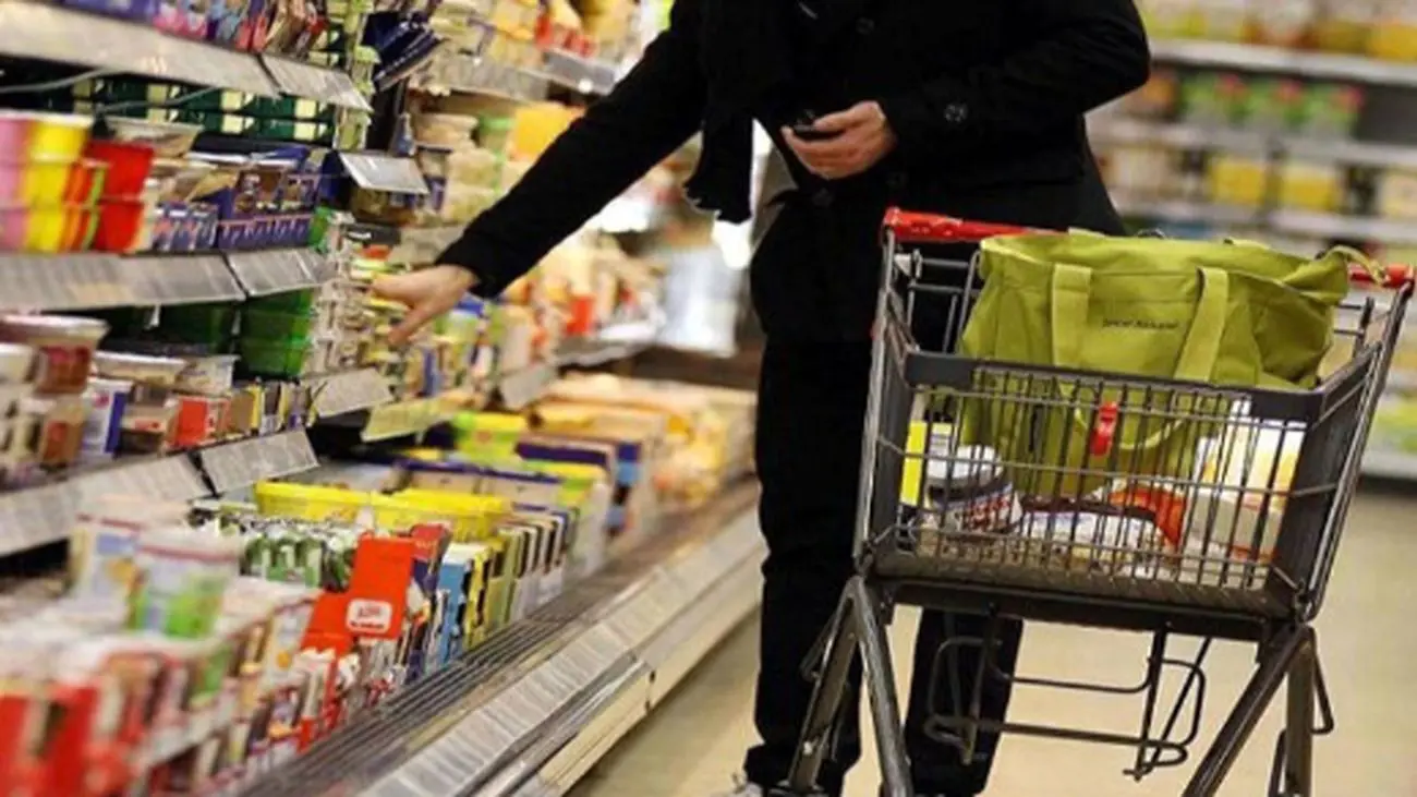 آخرین قیمت گوشت، برنج، حبوبات و لبنیات؛ آیا کالاهای اساسی گرانتر شدهاند؟