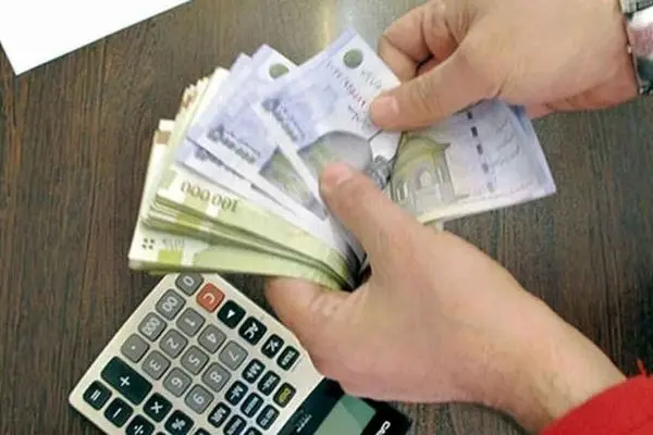 افزایش حقوق کارمندان در راه است؟ / صحبت از افزایش 20 تا 45 درصد 