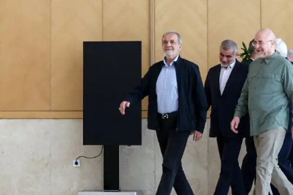 اقتصاد و معیشت؛ محور اصلی نشست غیرعلنی مجلس و دولت