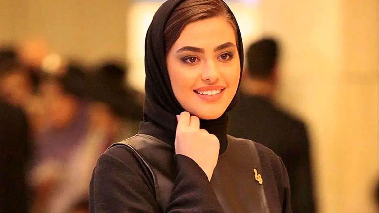 جدیدترین فیلم از زندگی لاکچری ریحانه پارسا در ترکیه / خانم بازیگر روز به روز متفاوت تر !
