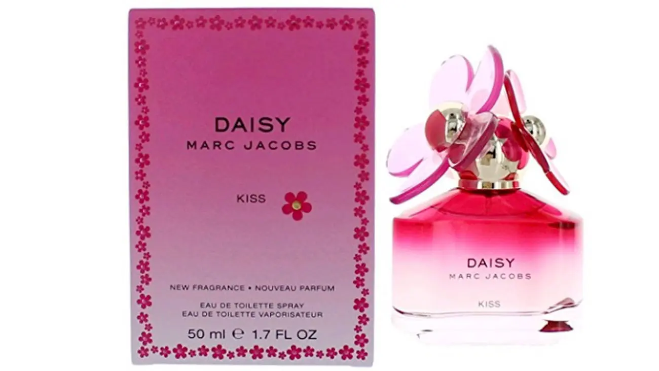 رایحه این عطر نمادی از یک زن خیره کننده و جذاب است