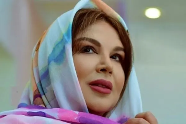 رونمایی از مانتو شیک و میلیونی شهره سلطانی در نقش سهیلا سریال ترش و شیرین + عکس