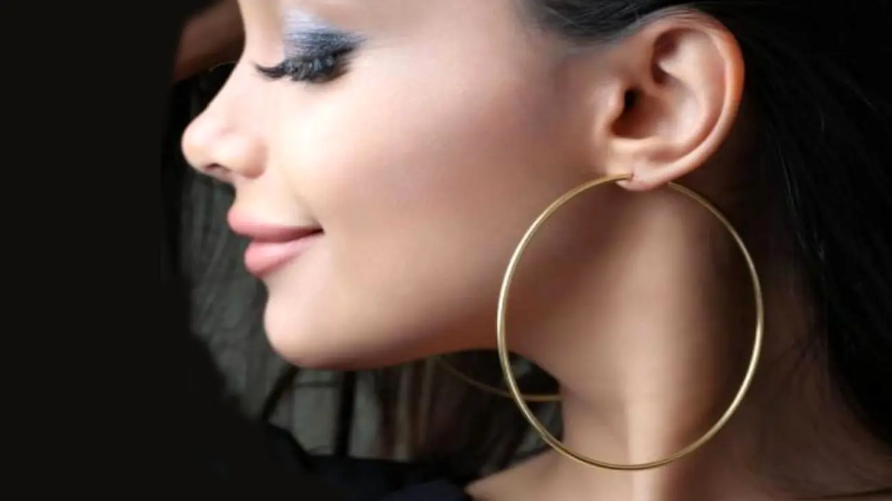 وزن مناسب گوشواره برای گوش خانم ها چه وزنی است ؟
