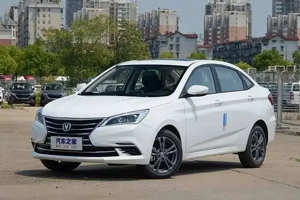 ورود پر سر و صدای قهرمان جدید ایران‌ خودرو به بازار!