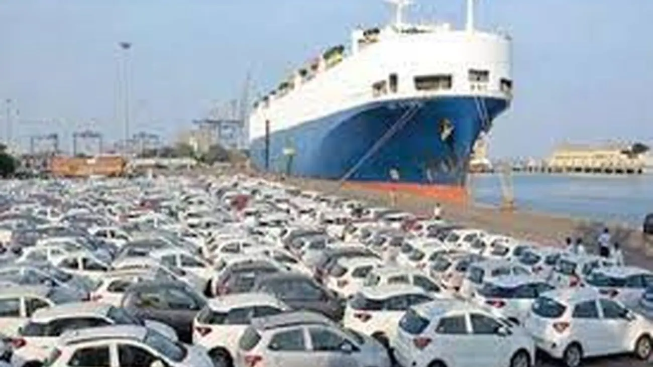 727 دستگاه خودروی وارداتی آماده تحویل است!