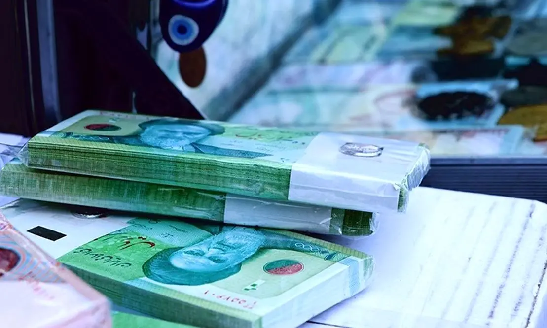آخرین خبر از پرداختی کارکنان دولت / افزایش حقوق ها به آبان می رسد؟ +فیلم