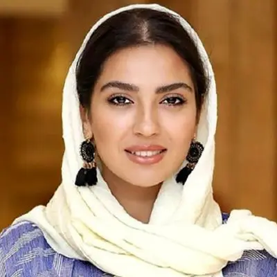 عکسی عاشقانه از مونا کرمی و همسر جذابش سپند که دل‌ها را برد!