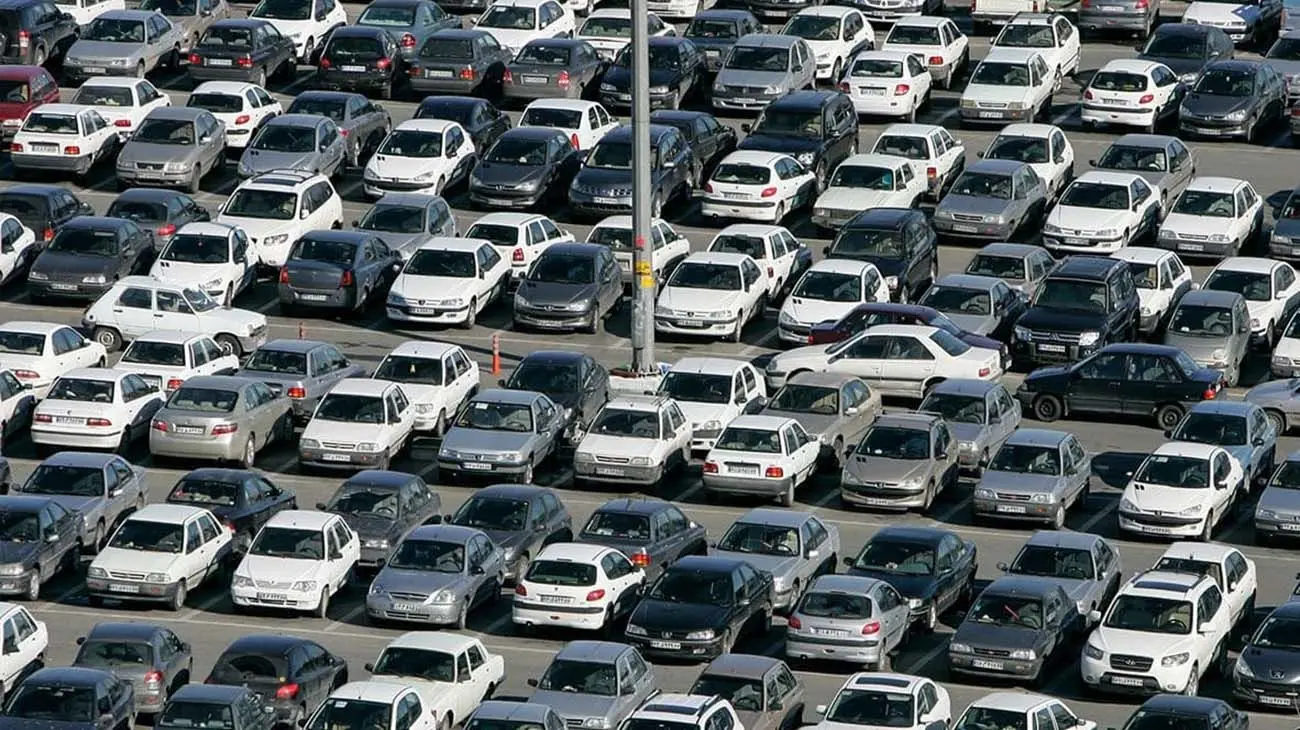 قیمتها در بازار خودرو همچنان صعودی / کدام خودروهای گران شدند ؟
