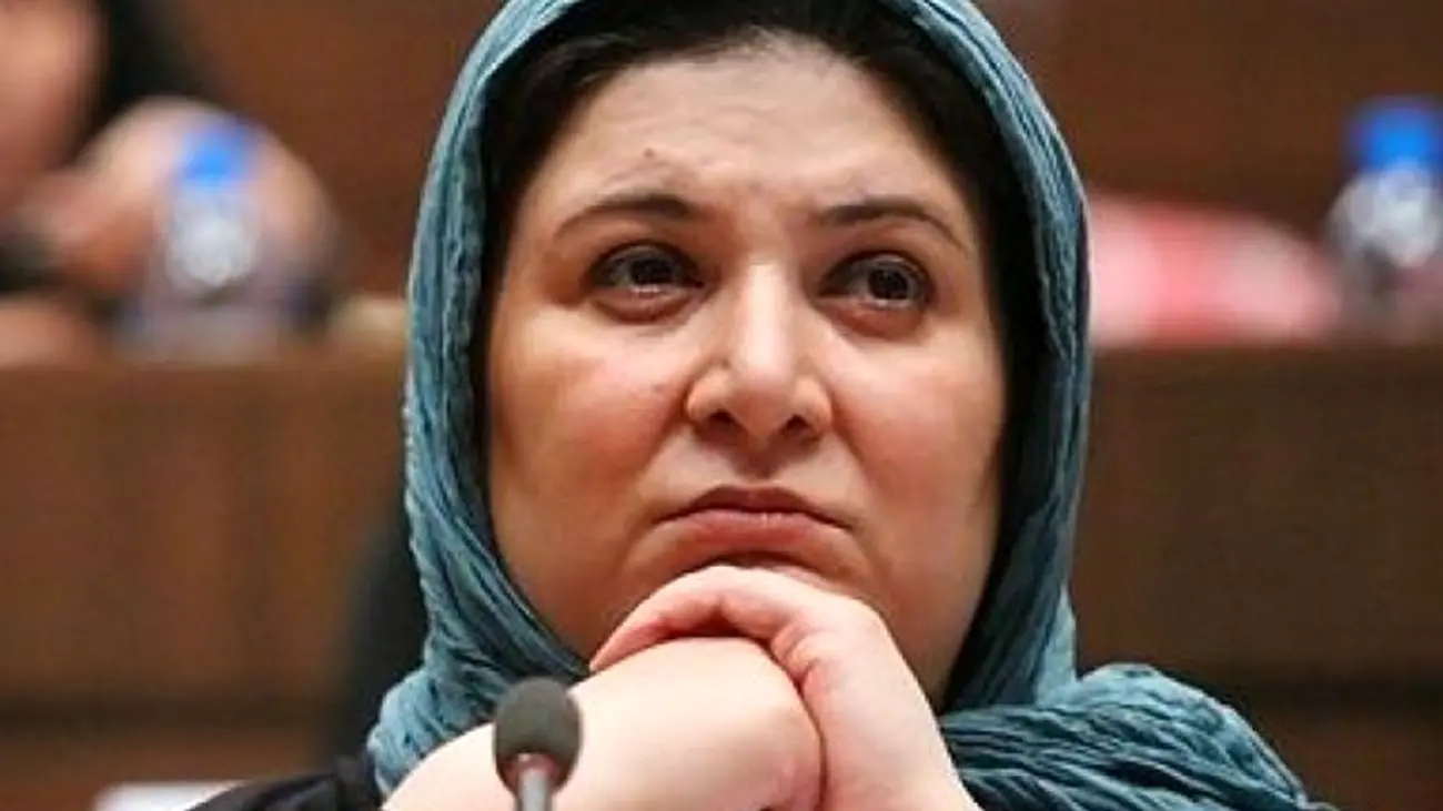تزریق ژل لب زیبایی این خانم بازیگر را نابود کرد / ریما رامین فر مثل پیراشکی شد !