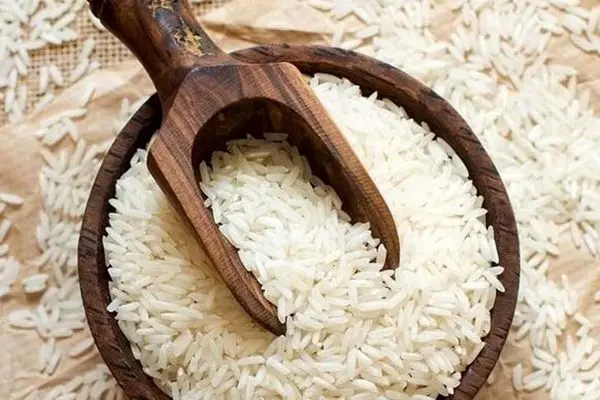 افزایش چندبرابری قیمت برنج درحالی‌که واردکنندگان ارز دولتی می‌گیرند