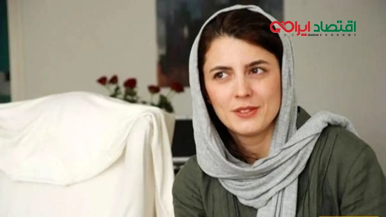 نگاهی به خانه مجلل لیلا حاتمی؛ کتابخانه پر از کتاب و مبلمان سفید