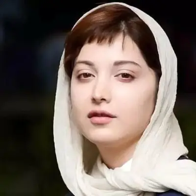 شباهت عجیب مادر روشنک گرامی با خودش؛ این مادر جوان چقدر کم‌سن است؟