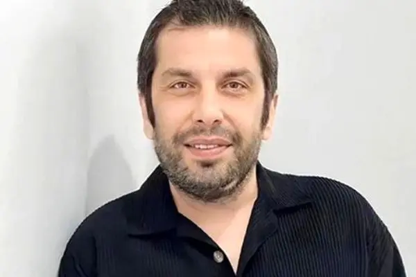 عباس جمشیدی‌فر عشقش به آقای بازیگر را به نمایش گذاشت! +عکس