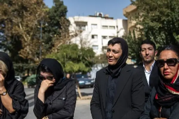 امید جهان؛ قهرمانی که مادر و ۶ خواهرش را حمایت کرد و از خود گذشت